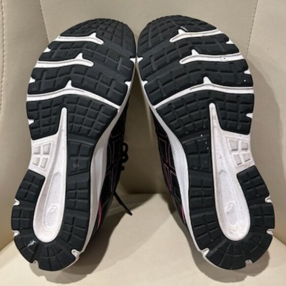 Asics Women's Athletic Running Shoe  NEW! - Picture 3 of 4